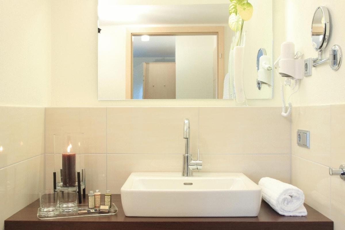 Klozbuecher - Das Landhotel Ellwangen Dış mekan fotoğraf